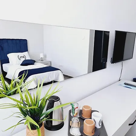 Haydarpasa Ticaret Lisesi Turizm Uygulama Hotel Nicósia